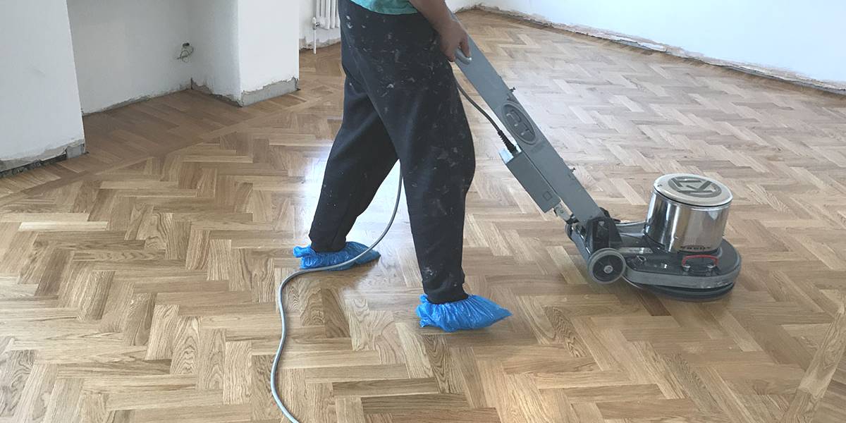 visgraat parket afwerken